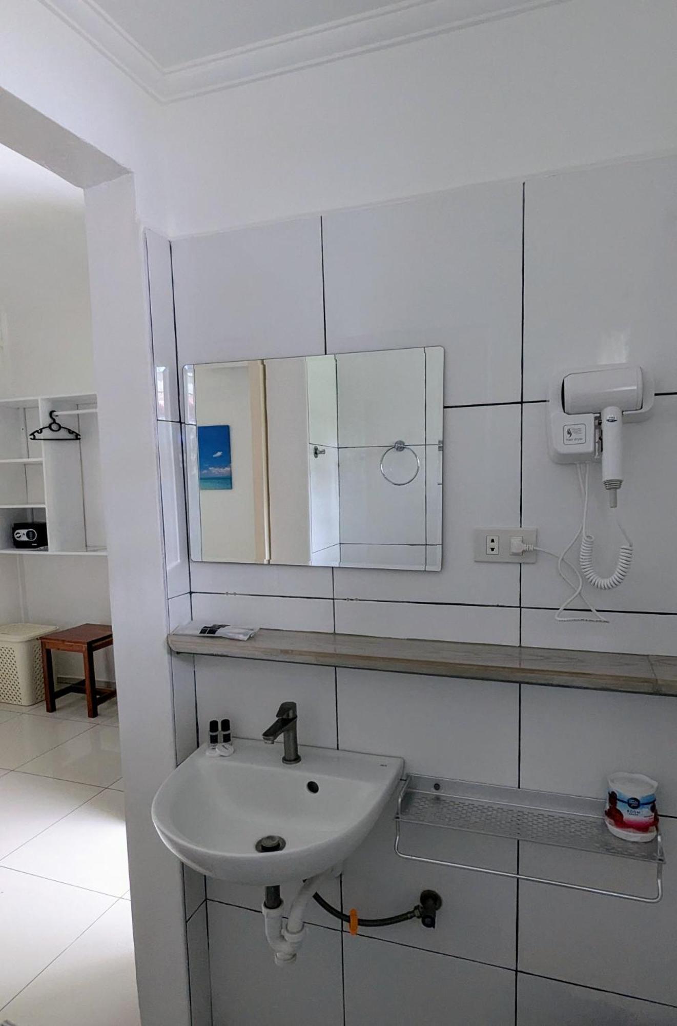 Astillo'S Guest Houses Moalboal Room photo
